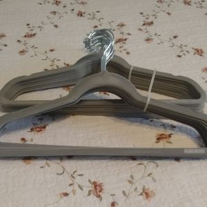 Velvet Coat Hangers, 20 count.